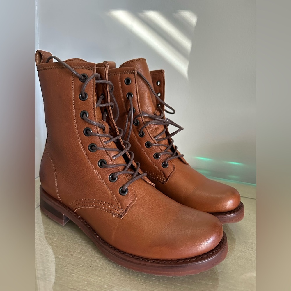 Brand New Women’s Veronica Combat Boots (Never Worn)